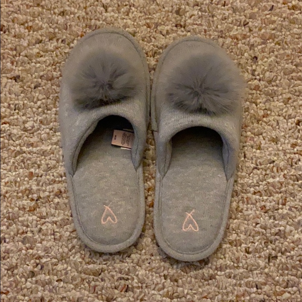 slippers